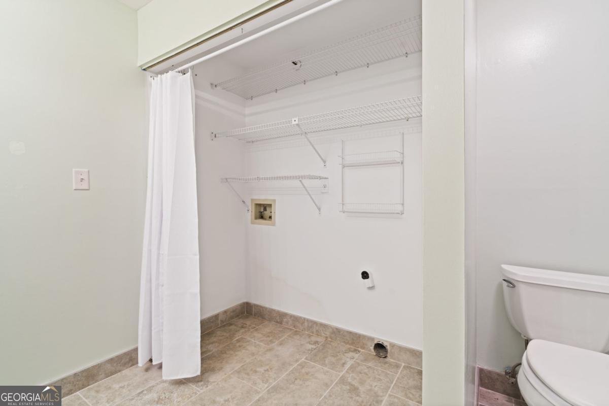 1216 Highland Bluff Drive Atlanta - Photo 13