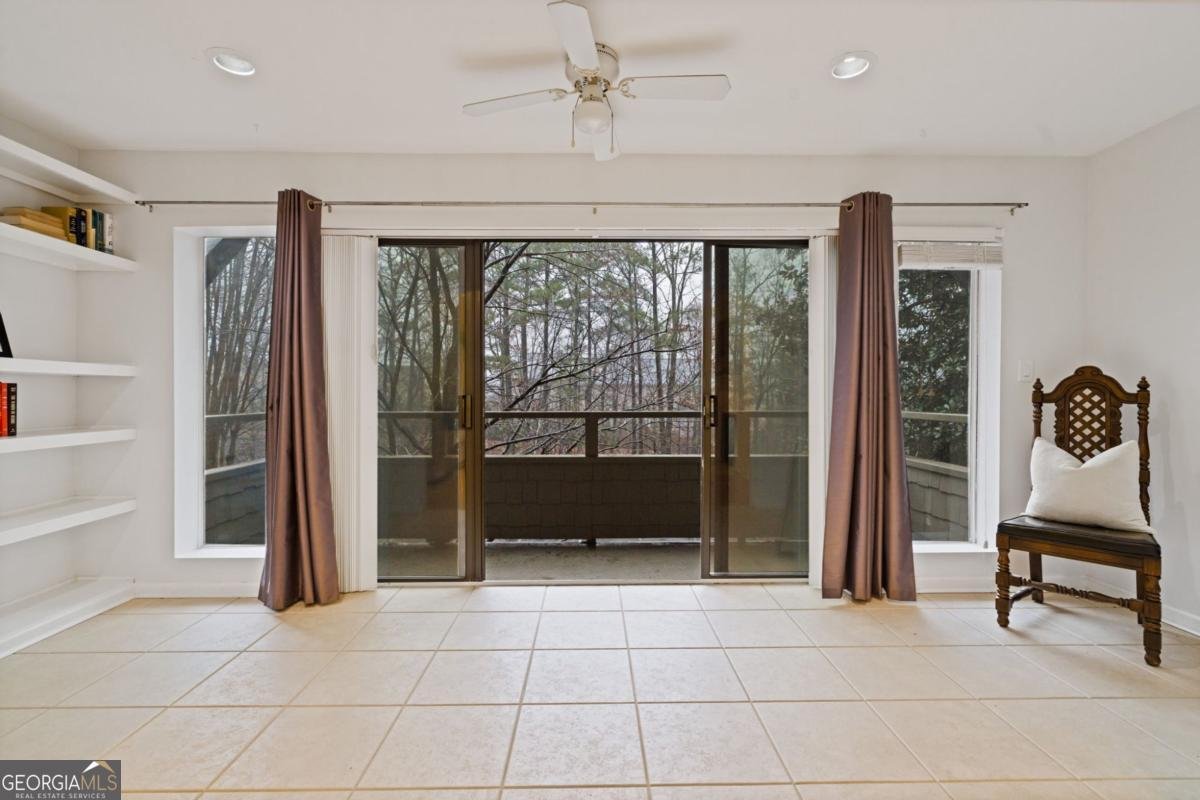 1216 Highland Bluff Drive Atlanta - Photo 16