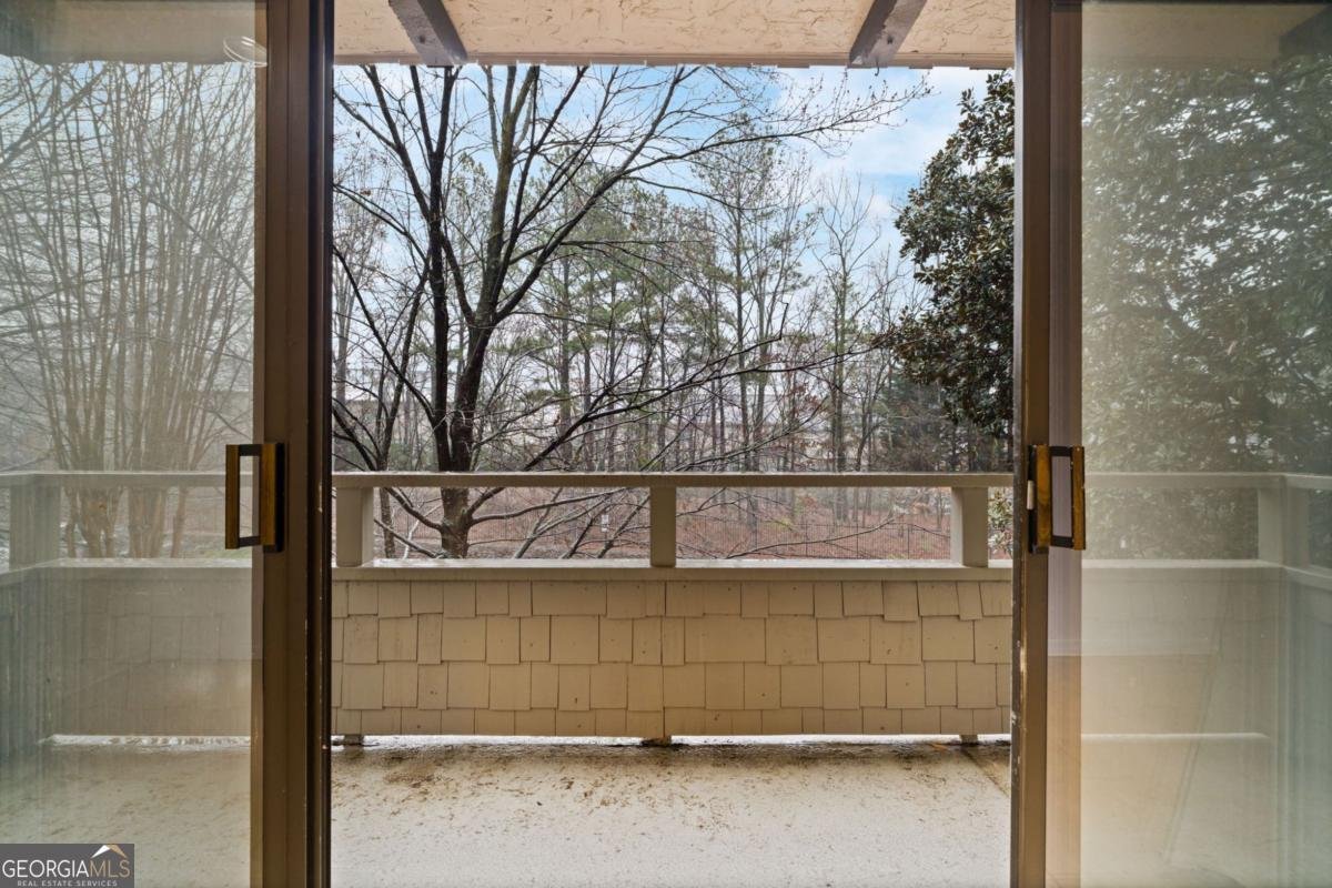 1216 Highland Bluff Drive Atlanta - Photo 20