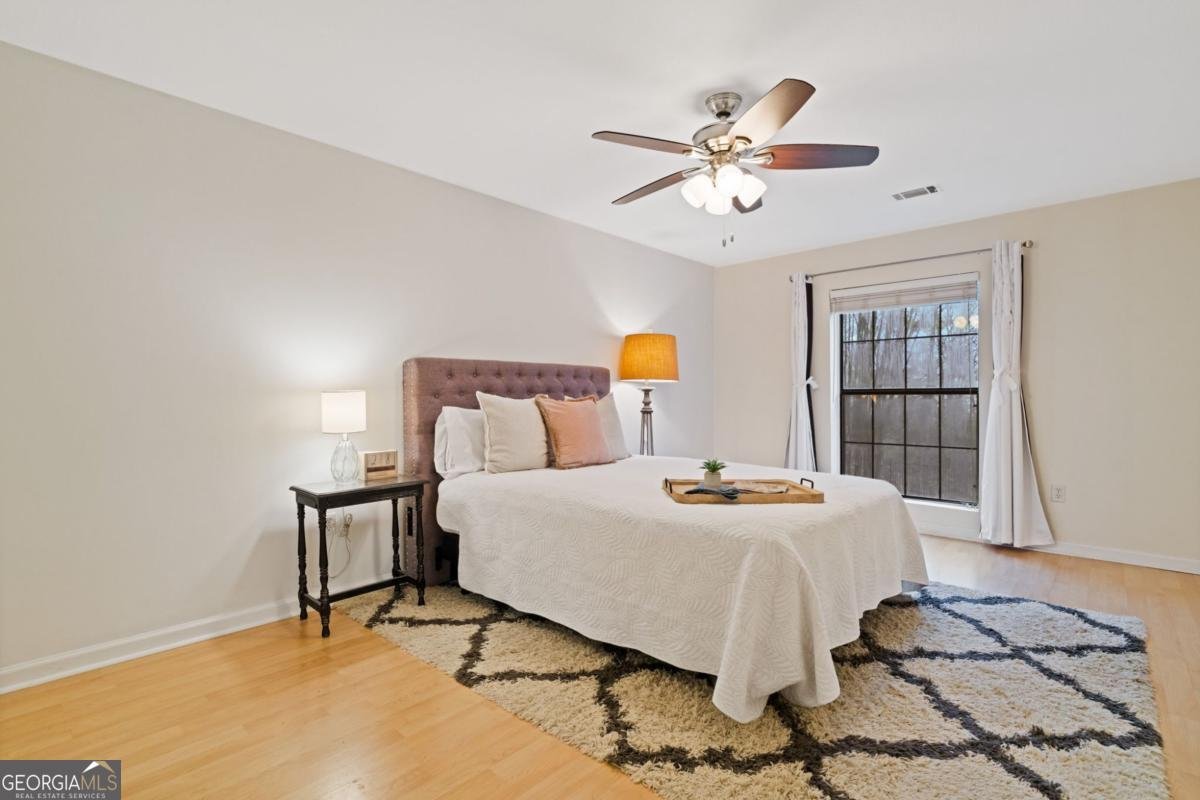 1216 Highland Bluff Drive Atlanta - Photo 7