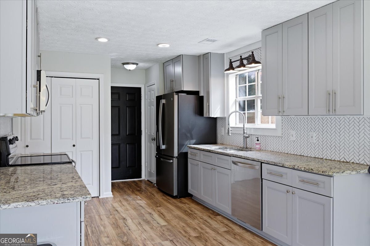 90 Eastwood Circle Covington - Photo 10