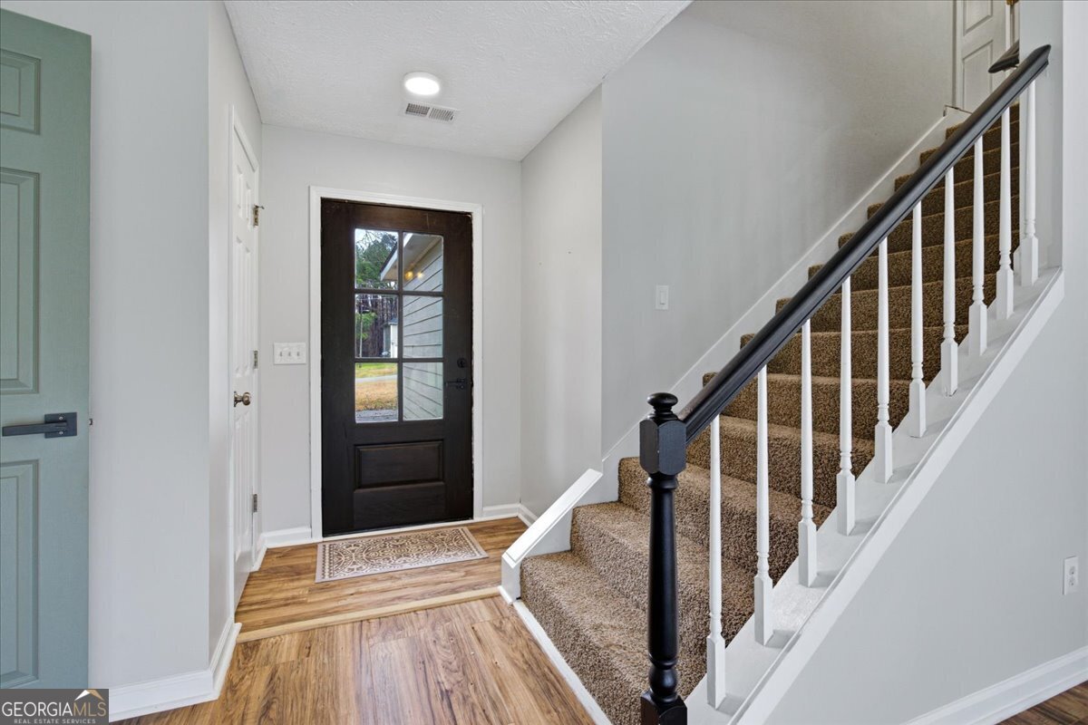 90 Eastwood Circle Covington - Photo 8