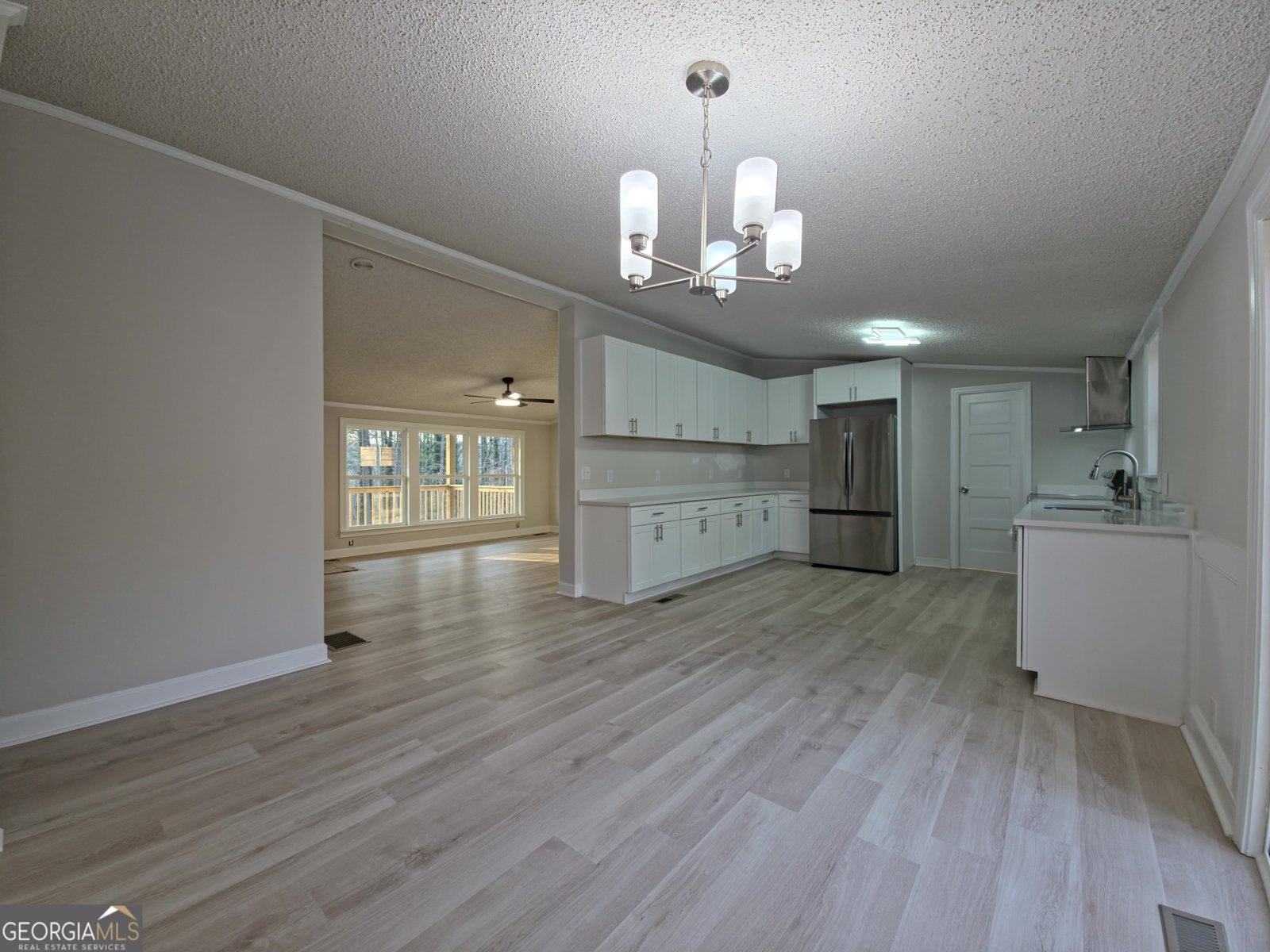 6967 Pinella Court Douglasville - Photo 11