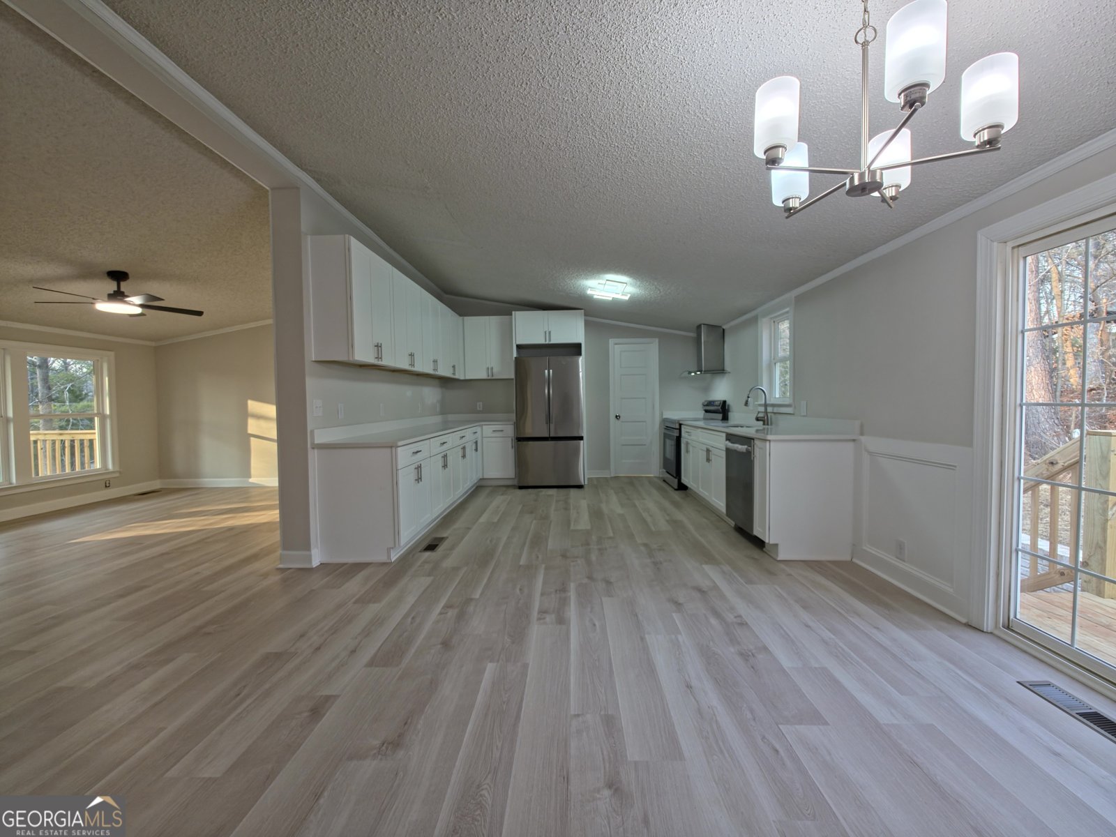 6967 Pinella Court Douglasville - Photo 12