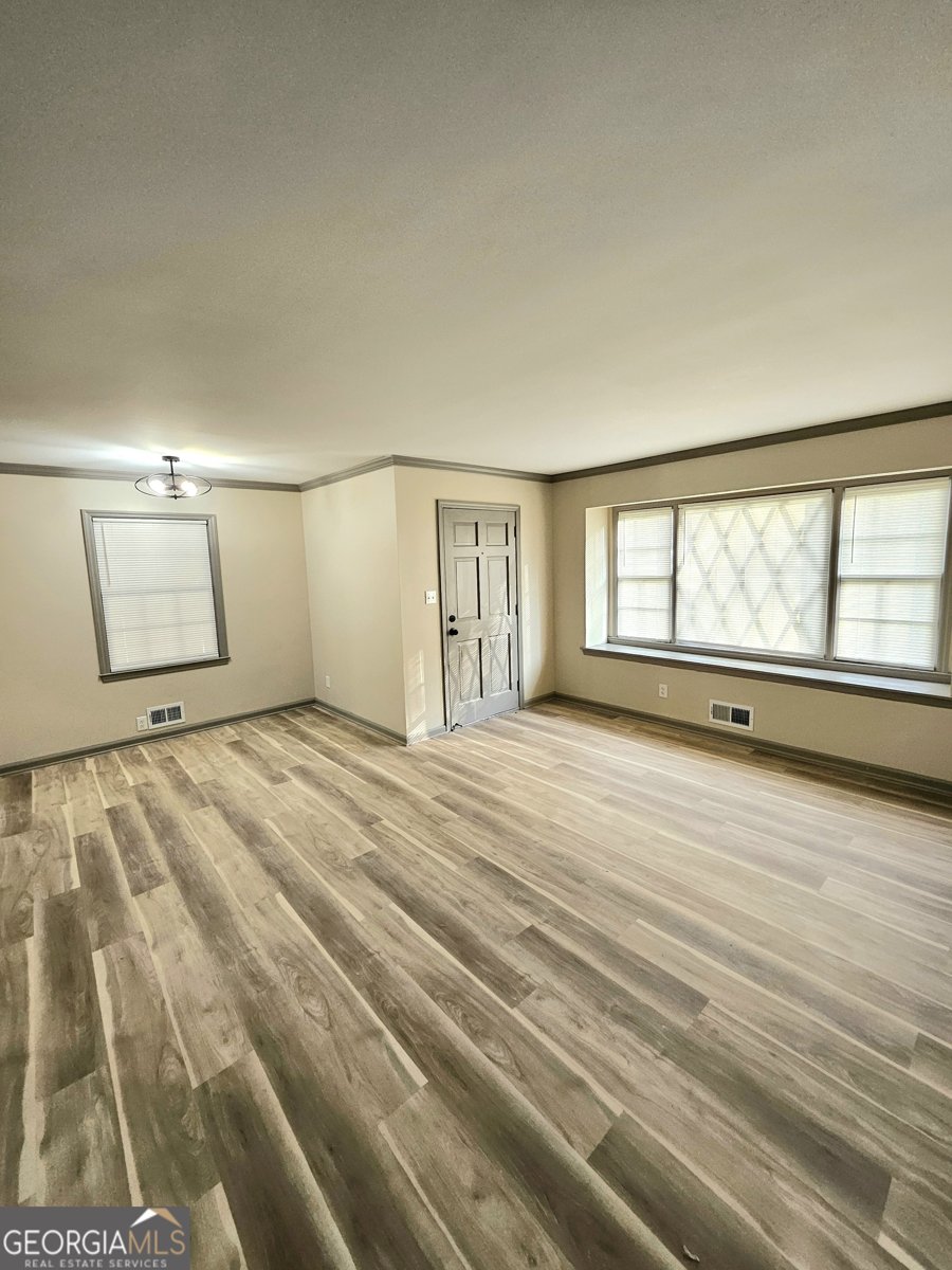 411 Northwood Drive Griffin - Photo 11