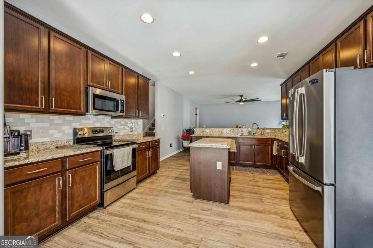 117 Larsen Court Kingsland - Photo 18