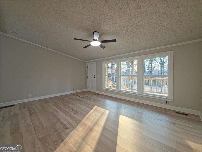 6967 Pinella Court Douglasville - Photo 13