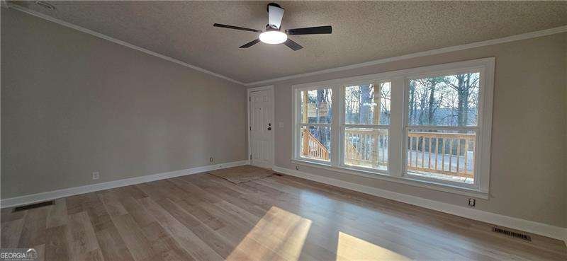 6967 Pinella Court Douglasville - Photo 9