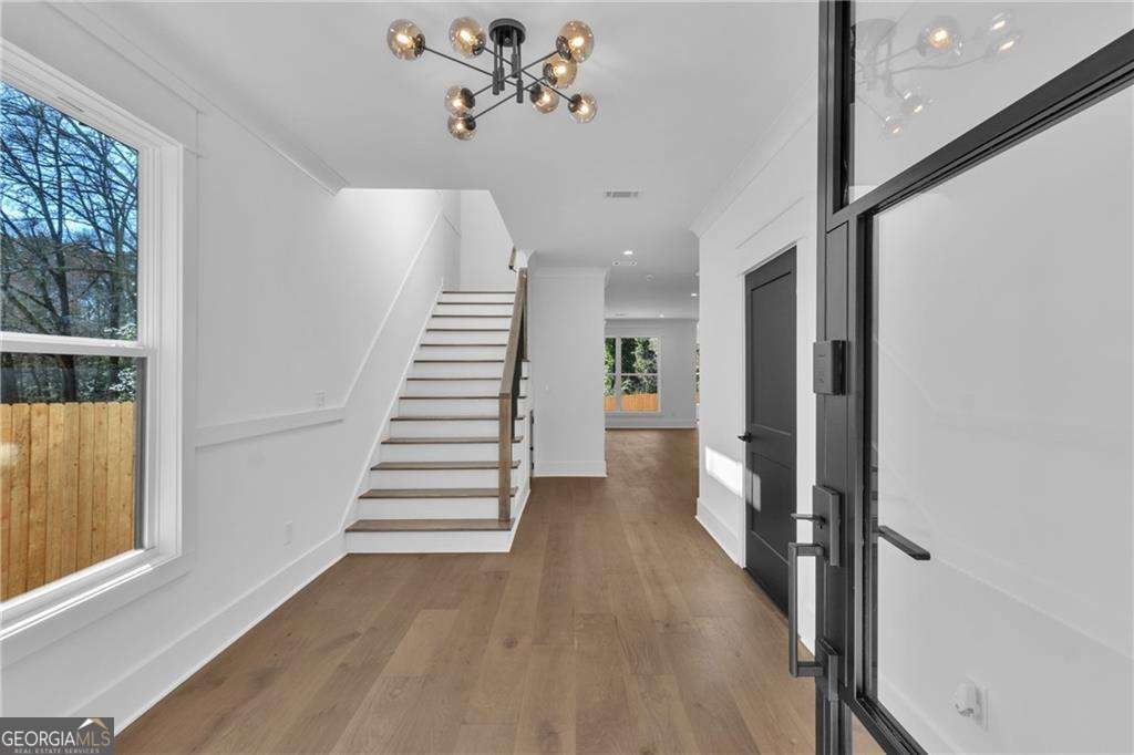 274 WHITE Street Hoschton - Photo 7