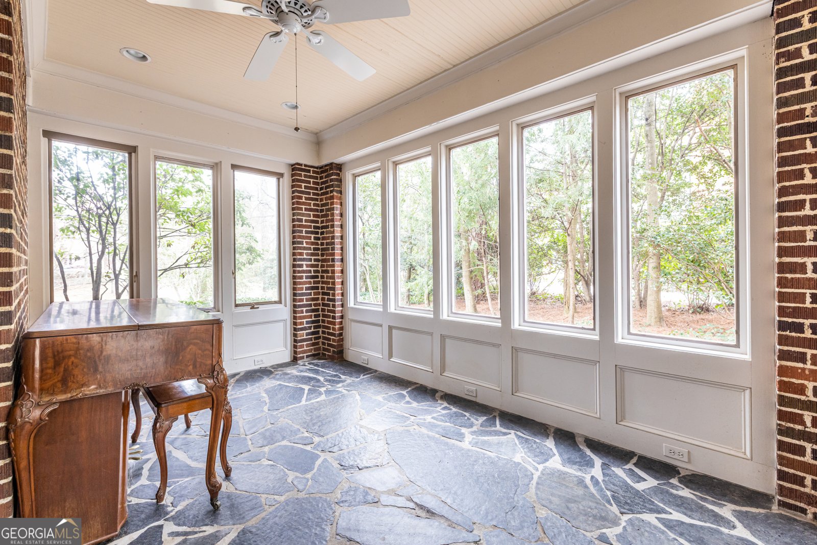 935 Stovall Boulevard Atlanta - Photo 17