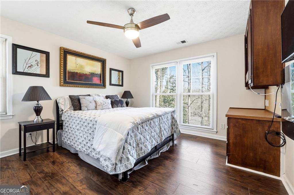 5027 Castlewood Drive Lilburn - Photo 29