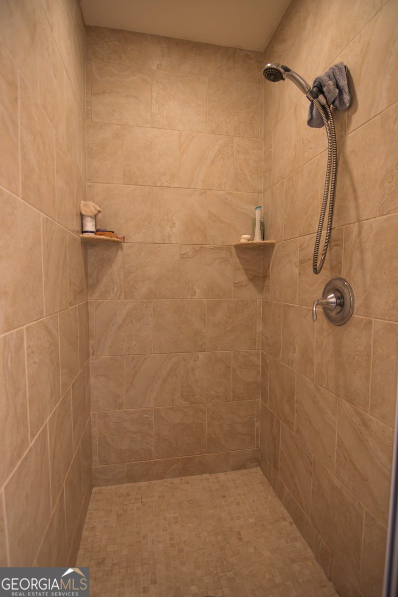 202 Winding Lake Drive Hamilton - Photo 34