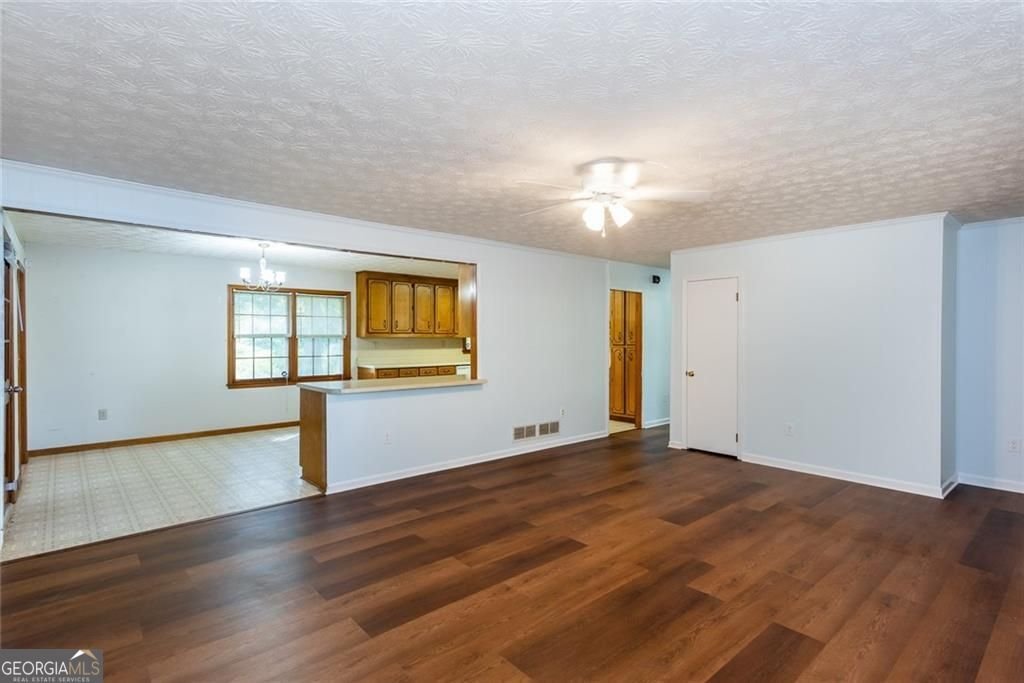 60 Knights Circle Covington - Photo 6