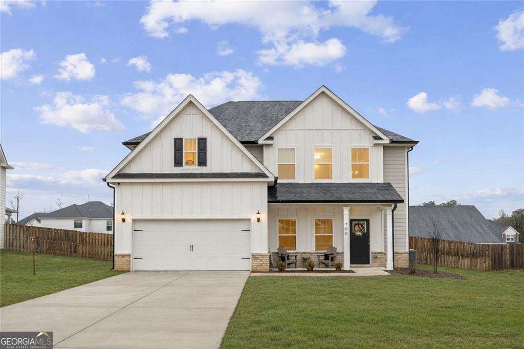 706 Lindsey Brooke Trace Bonaire - Photo 1