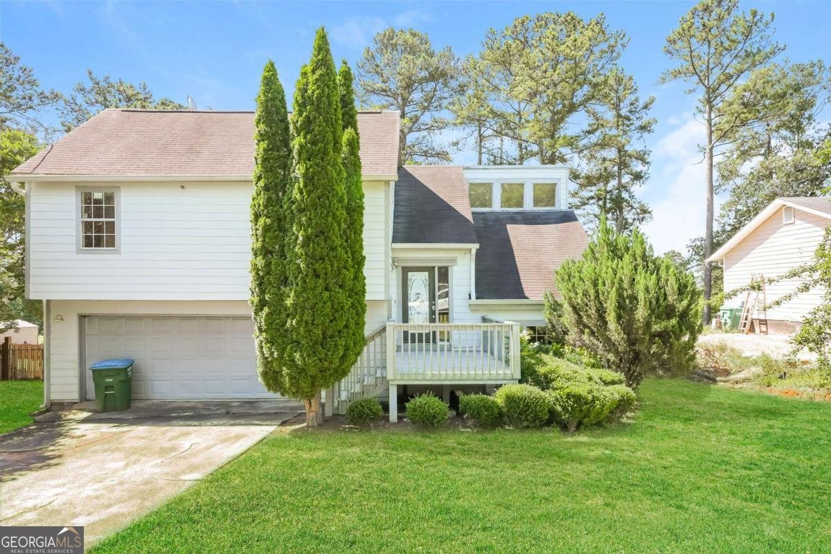 2325 Hill Way Norcross - Photo 1