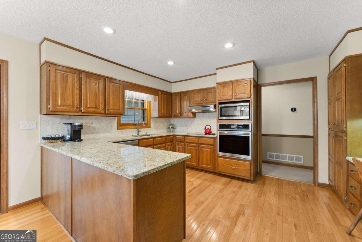 3585 Ridgewood Point Gainesville - Photo 11