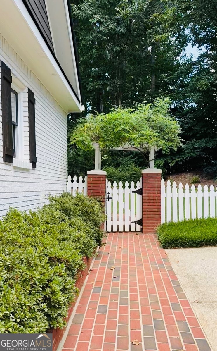 3280 Kates Way Duluth - Photo 6