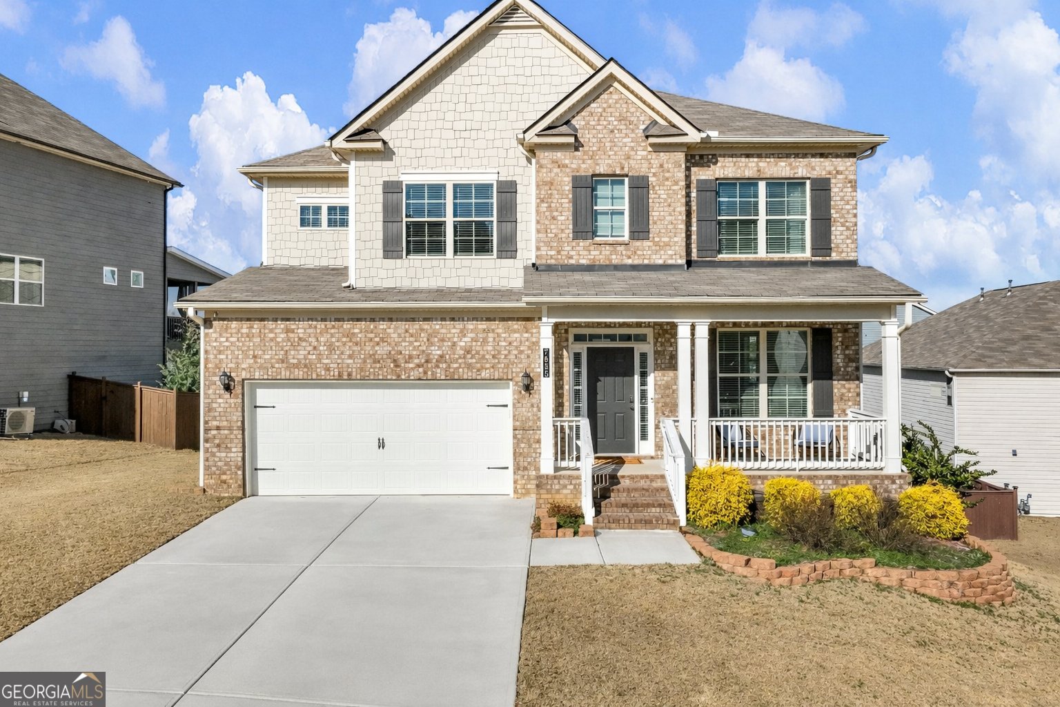 7655 Farrow Pass Circle Cumming - Photo 1