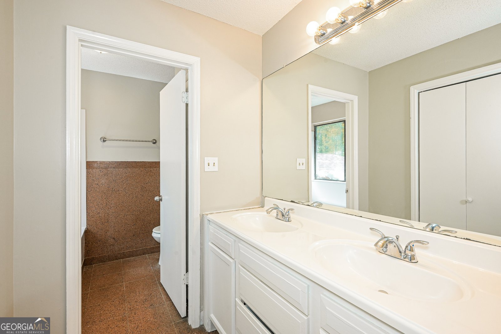 5295 Kelleys Mill Circle Stone Mountain - Photo 12