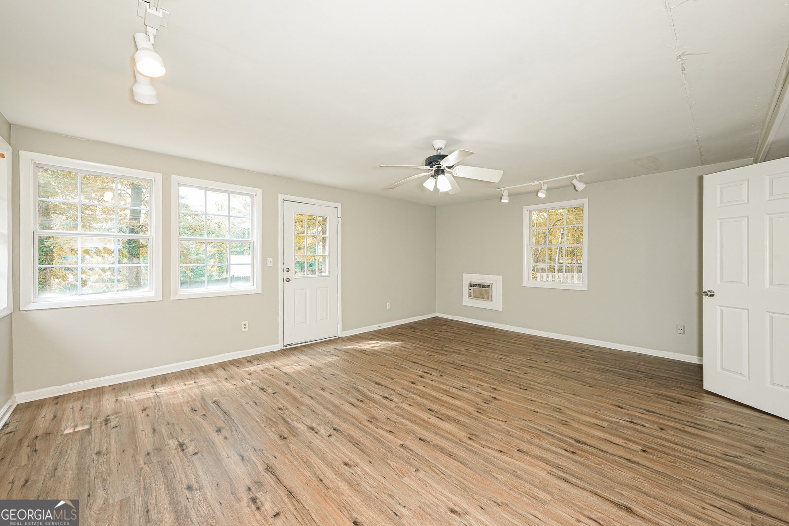 5295 Kelleys Mill Circle Stone Mountain - Photo 8