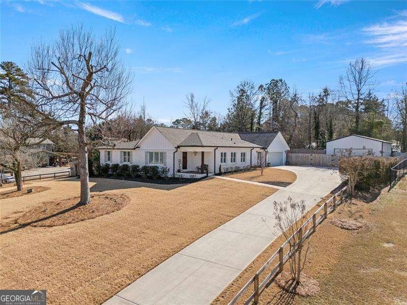 5025 Lakewood Drive Acworth - Photo 1