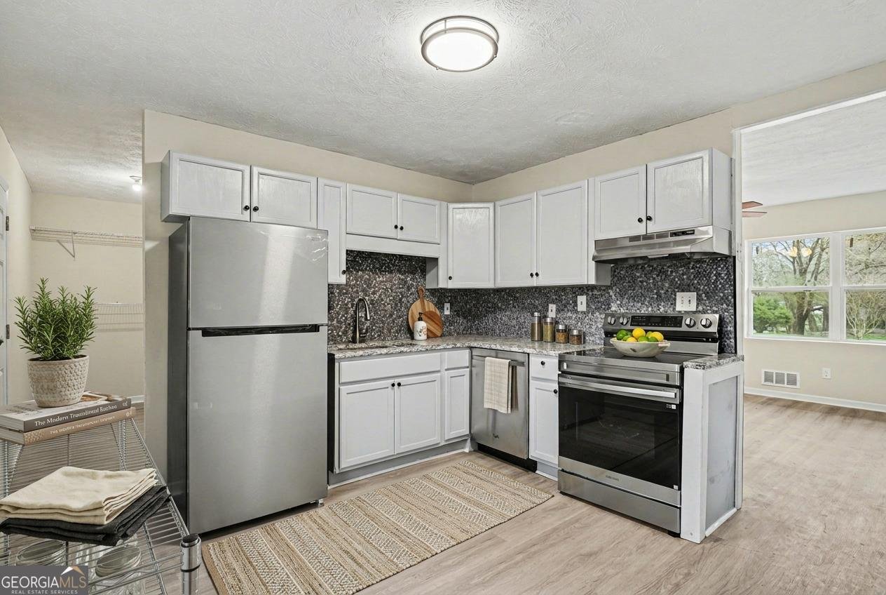 8355 Dunellen Lane Jonesboro - Photo 14