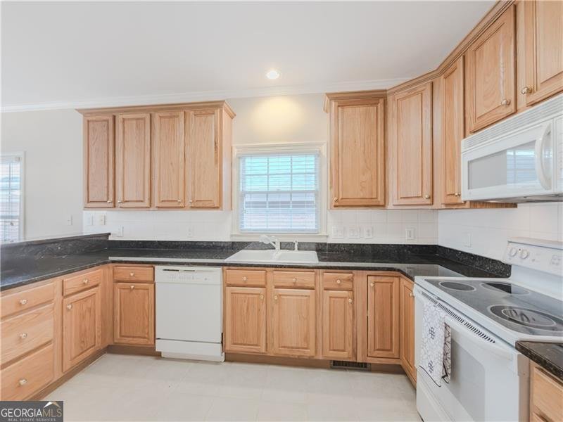 1990 Glenhurst Drive Snellville - Photo 12