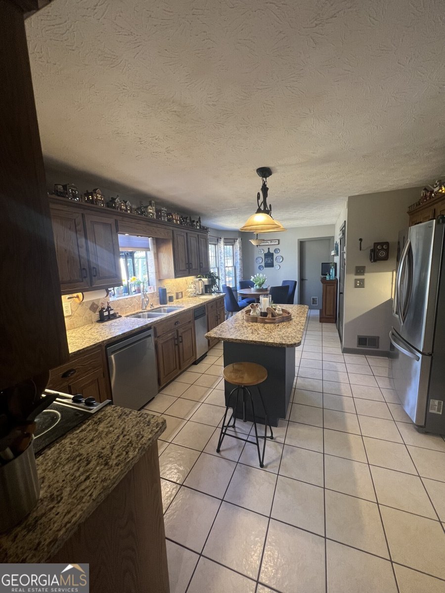 2070 ROCKDALE Circle Snellville - Photo 18