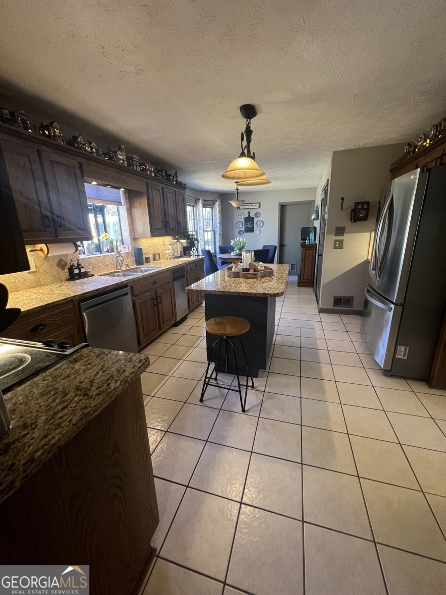 2070 ROCKDALE Circle Snellville - Photo 19