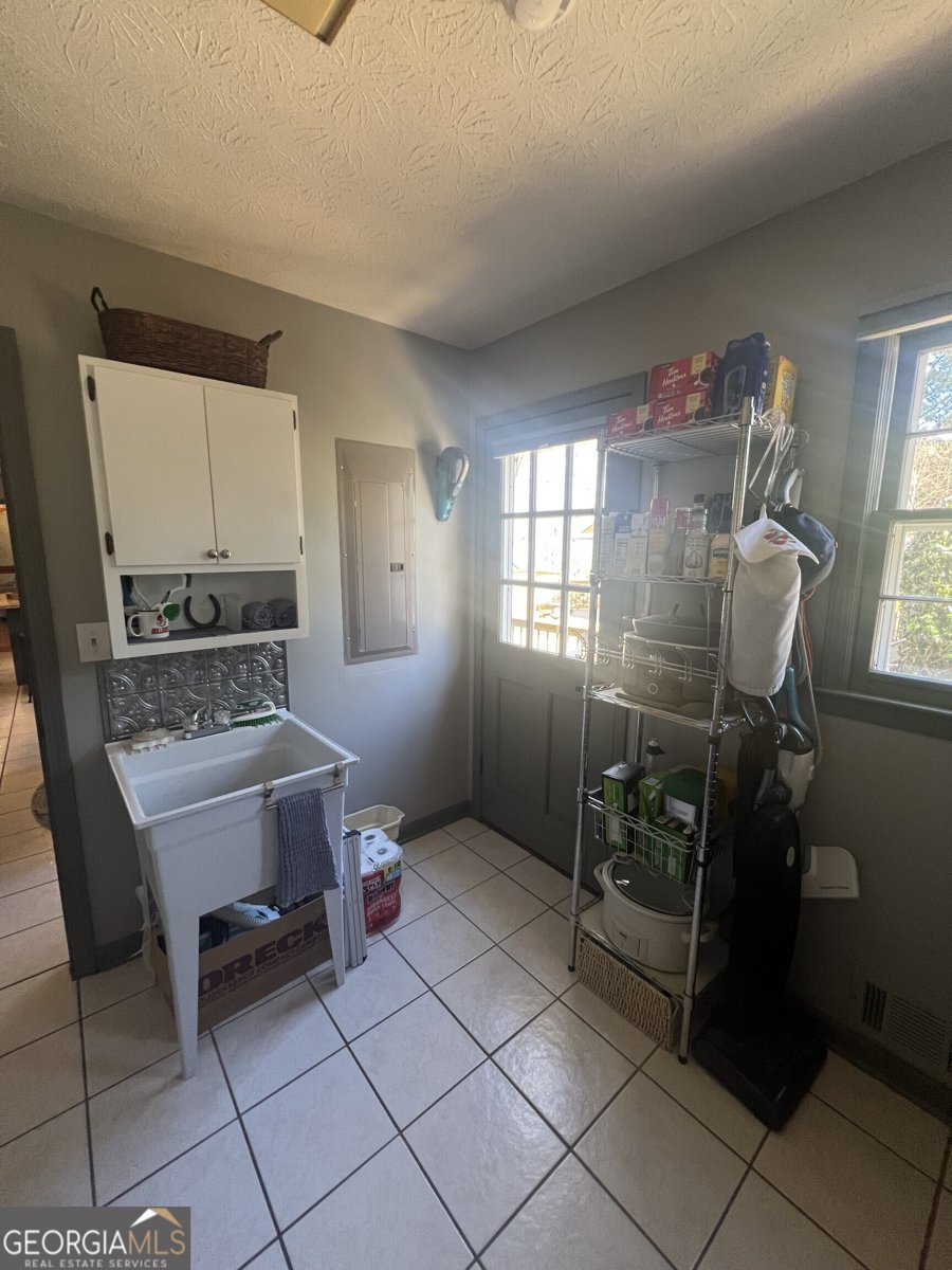 2070 ROCKDALE Circle Snellville - Photo 26