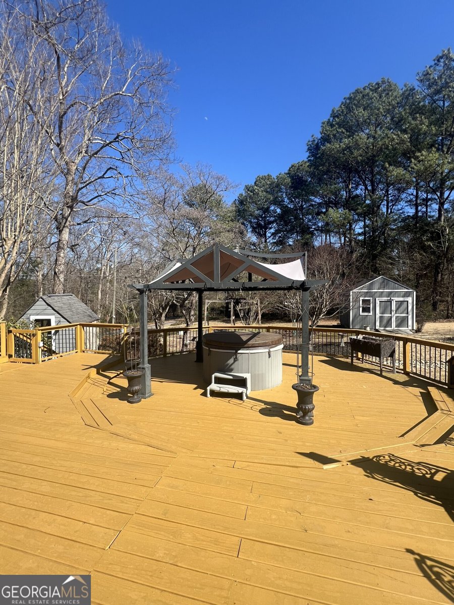 2070 ROCKDALE Circle Snellville - Photo 7