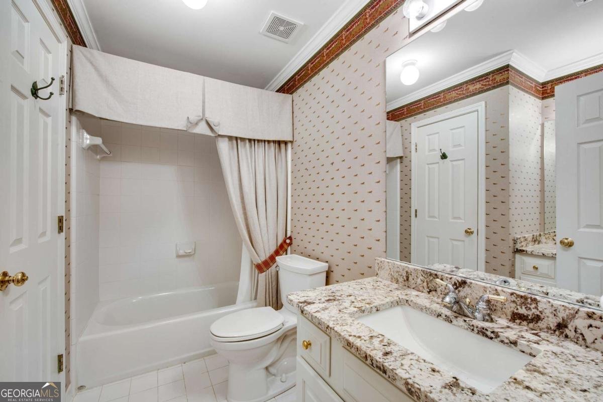 50 Lakecrest Circle Suwanee - Photo 32