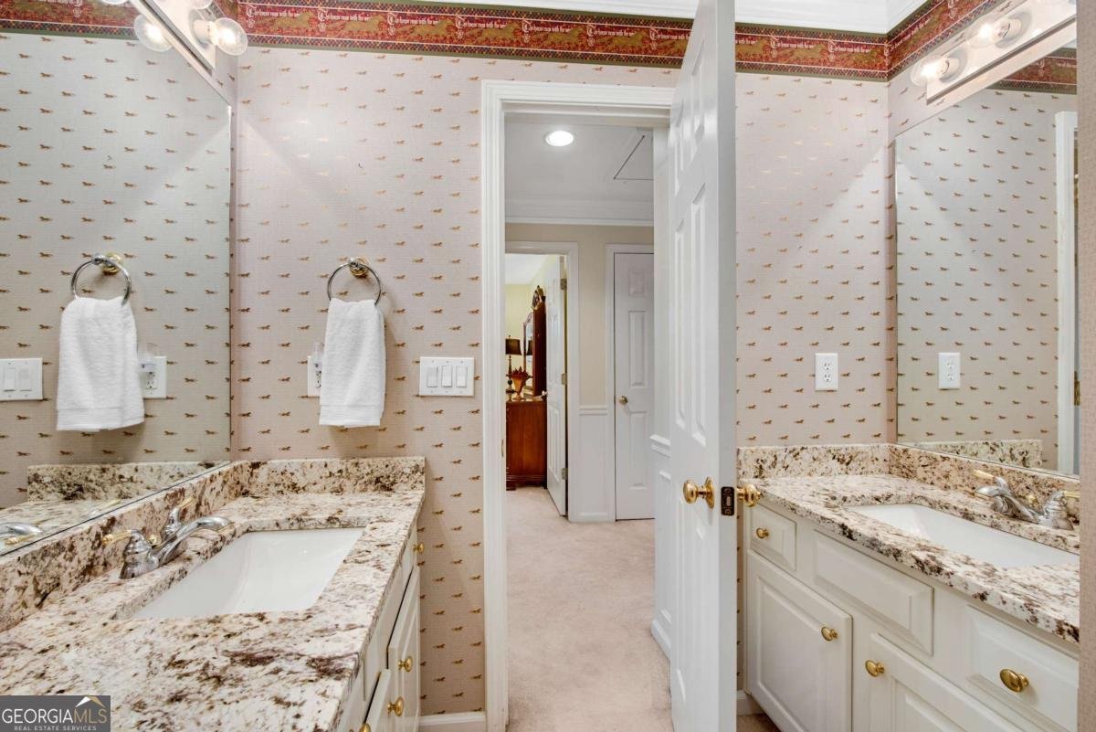 50 Lakecrest Circle Suwanee - Photo 33