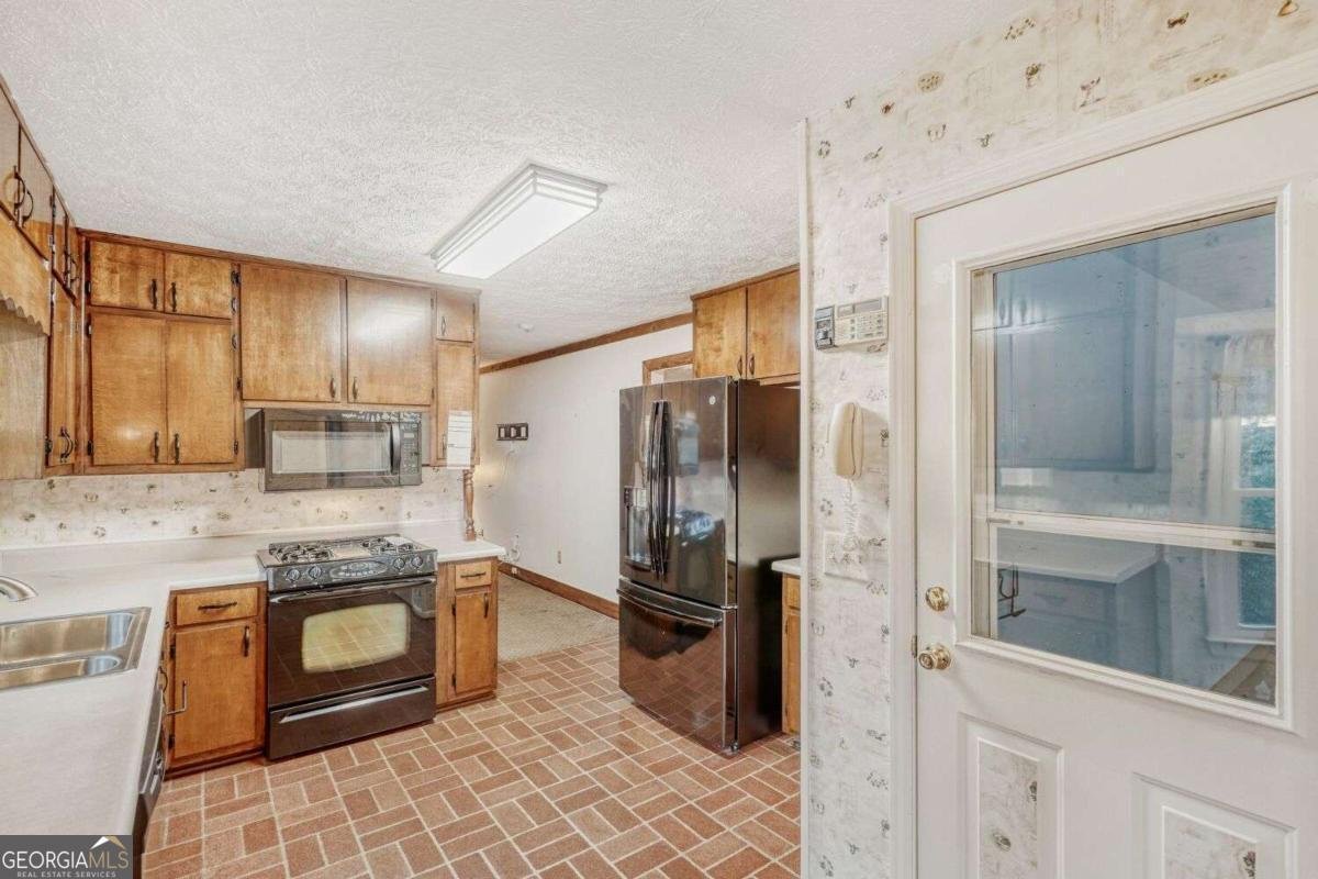 2032 Lake Lucerne Drive Lilburn - Photo 11