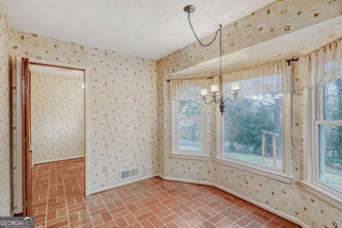 2032 Lake Lucerne Drive Lilburn - Photo 15