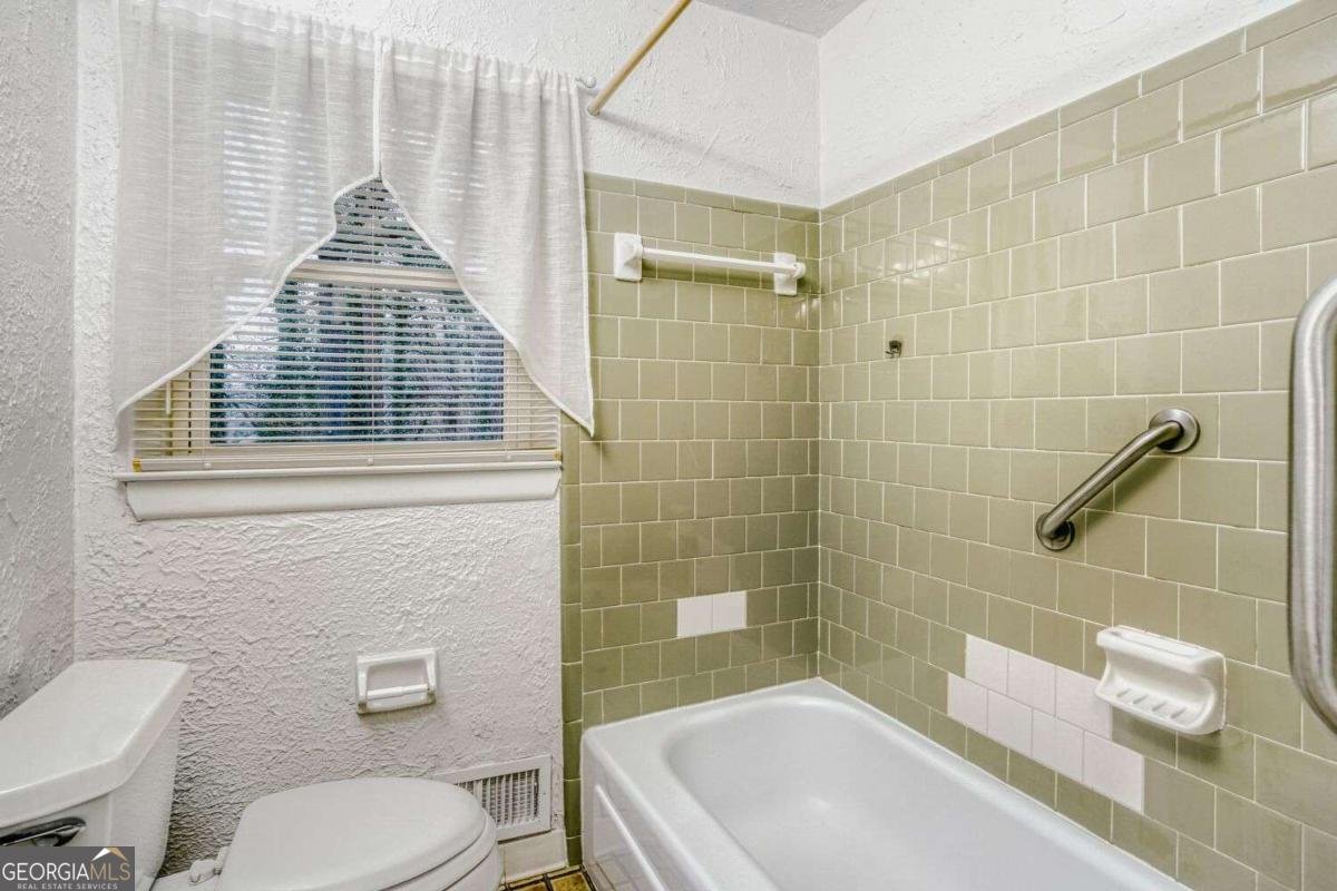 2032 Lake Lucerne Drive Lilburn - Photo 22