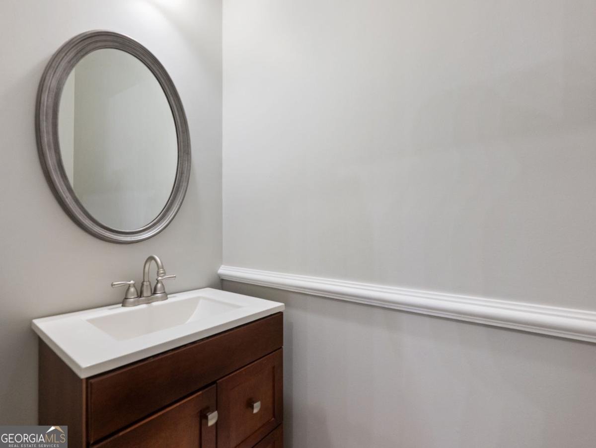 439 Vinings Court Winder - Photo 8