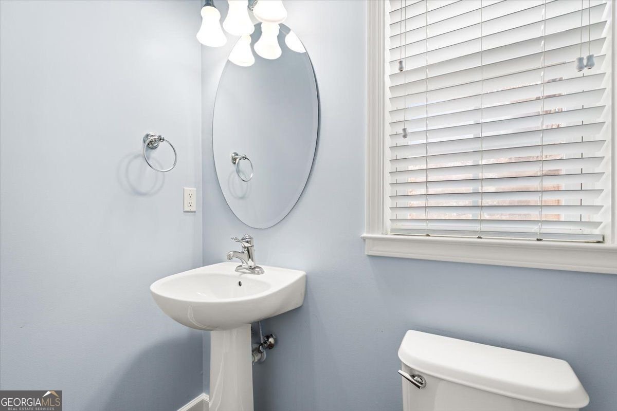 5026 Colchester Court Atlanta - Photo 11