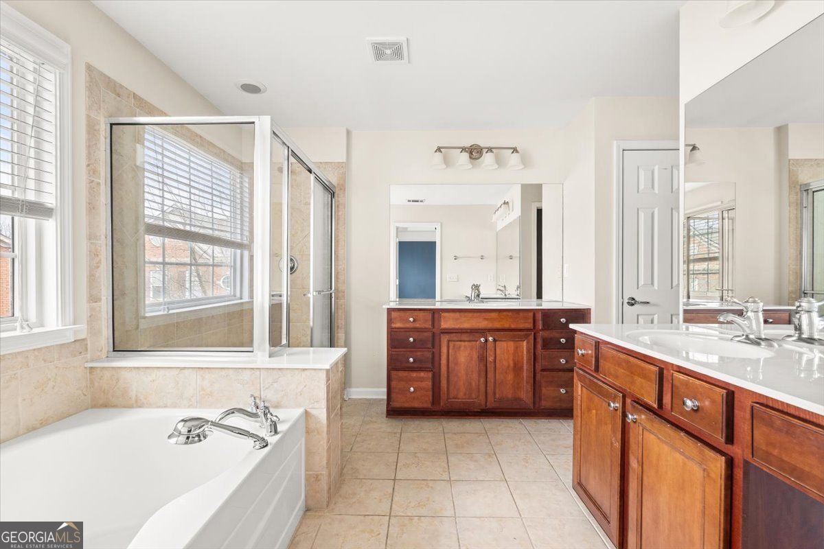 5026 Colchester Court Atlanta - Photo 9