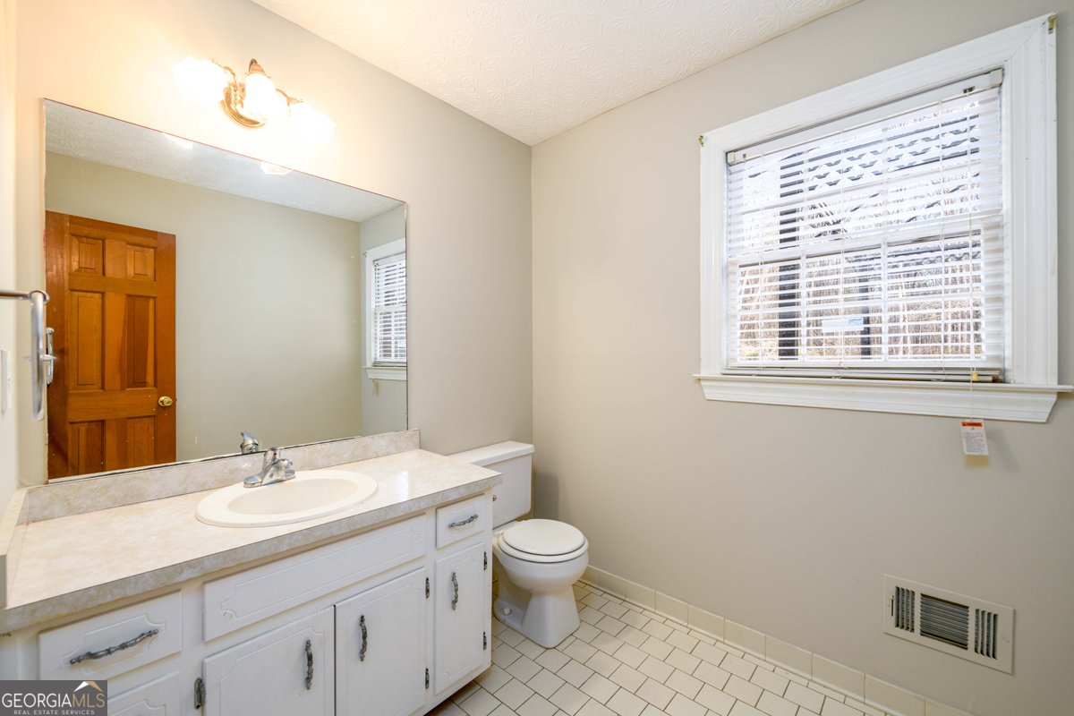 6420 Phillips Place Lithonia - Photo 6