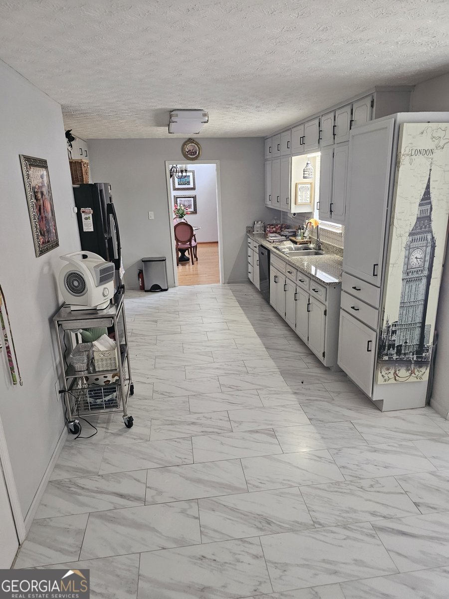 215 Carl Parker Road Hampton - Photo 12