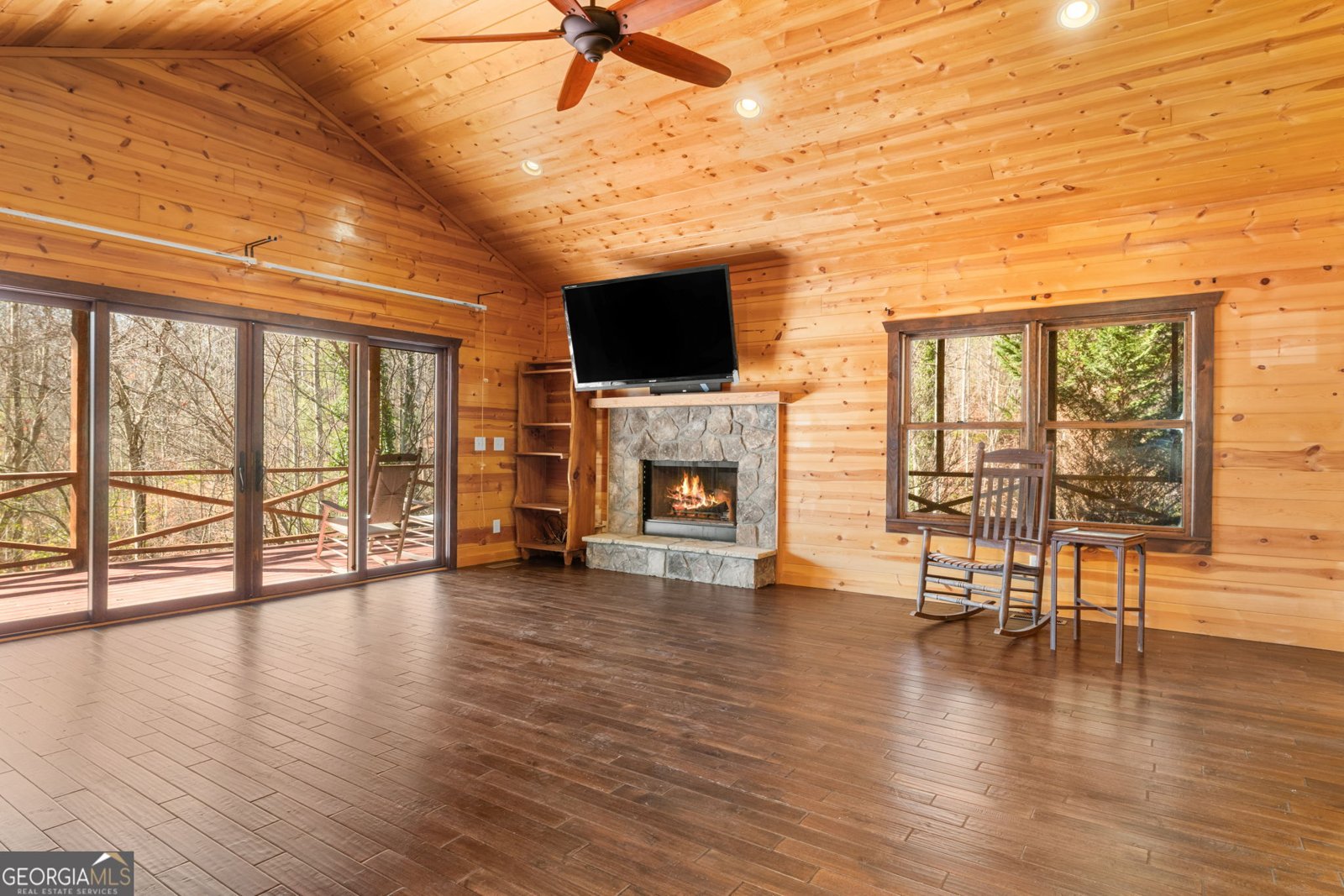 1242 Moccasin Creek Road Clarkesville - Photo 16