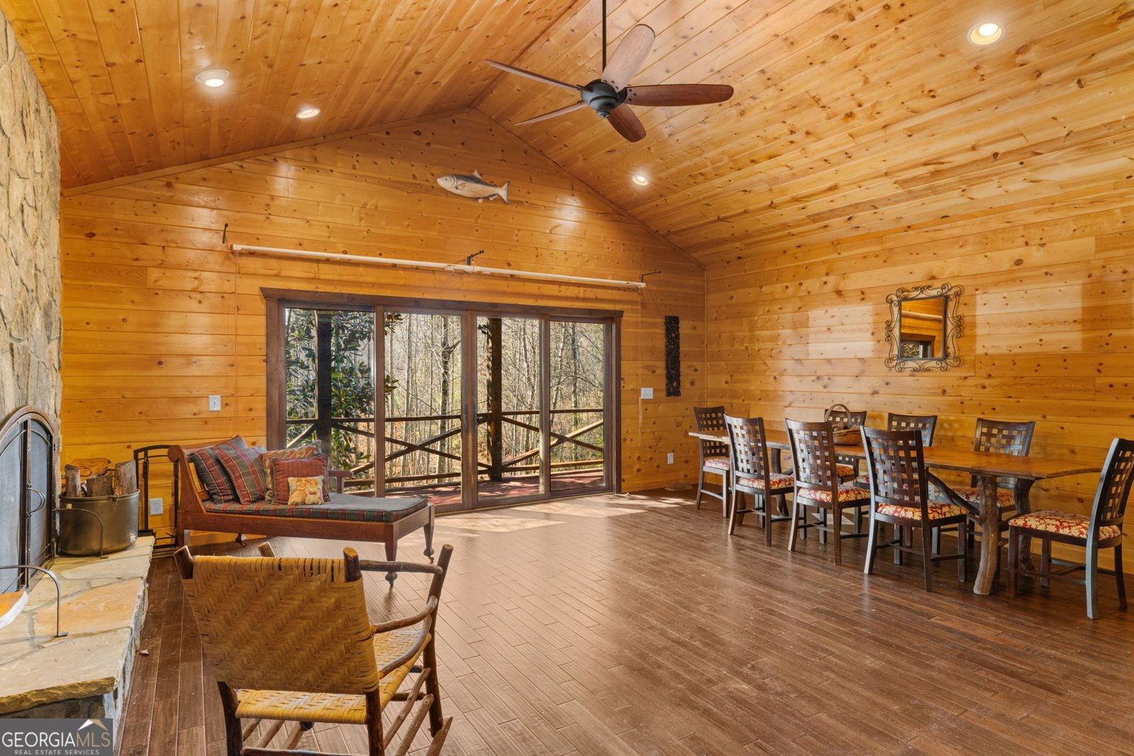 1242 Moccasin Creek Road Clarkesville - Photo 7