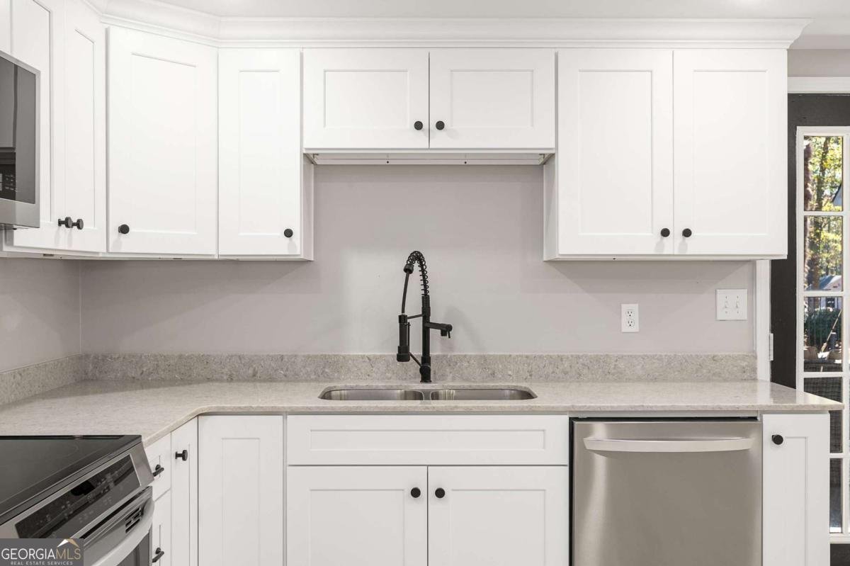 11637 Brown Bridge Road Covington - Photo 32