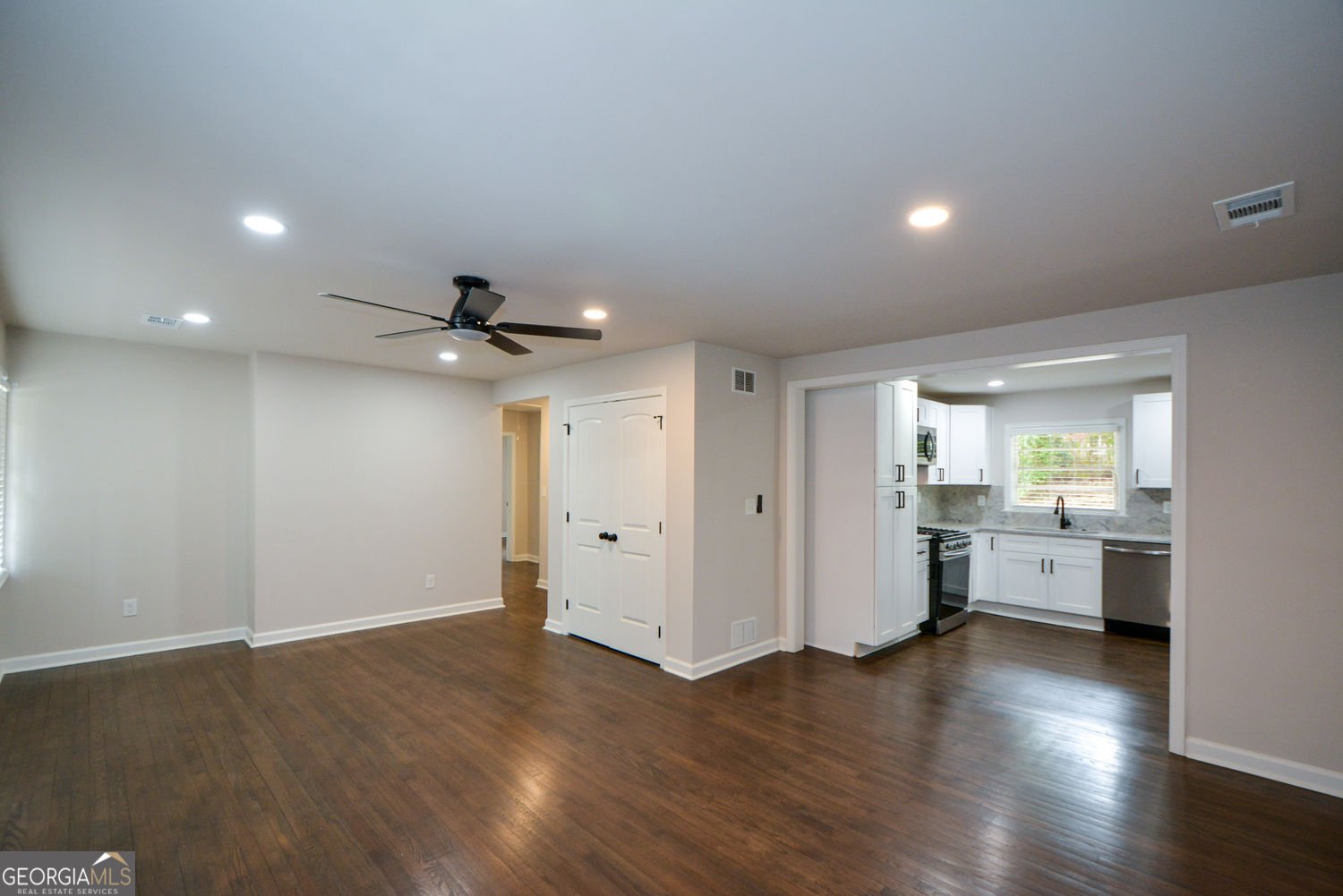 2330 Headland Drive Atlanta - Photo 12
