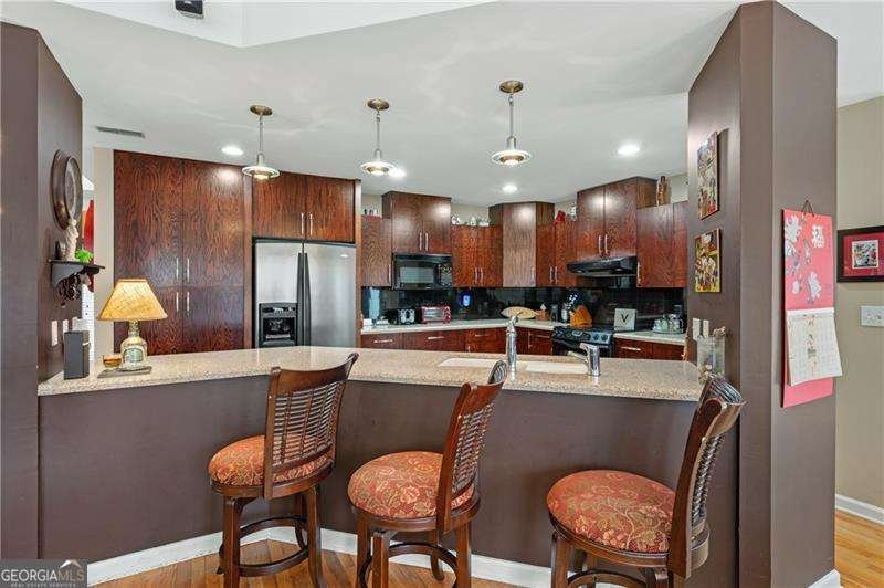 1063 Memorial Drive Dallas - Photo 10