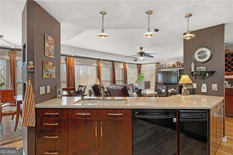 1063 Memorial Drive Dallas - Photo 13