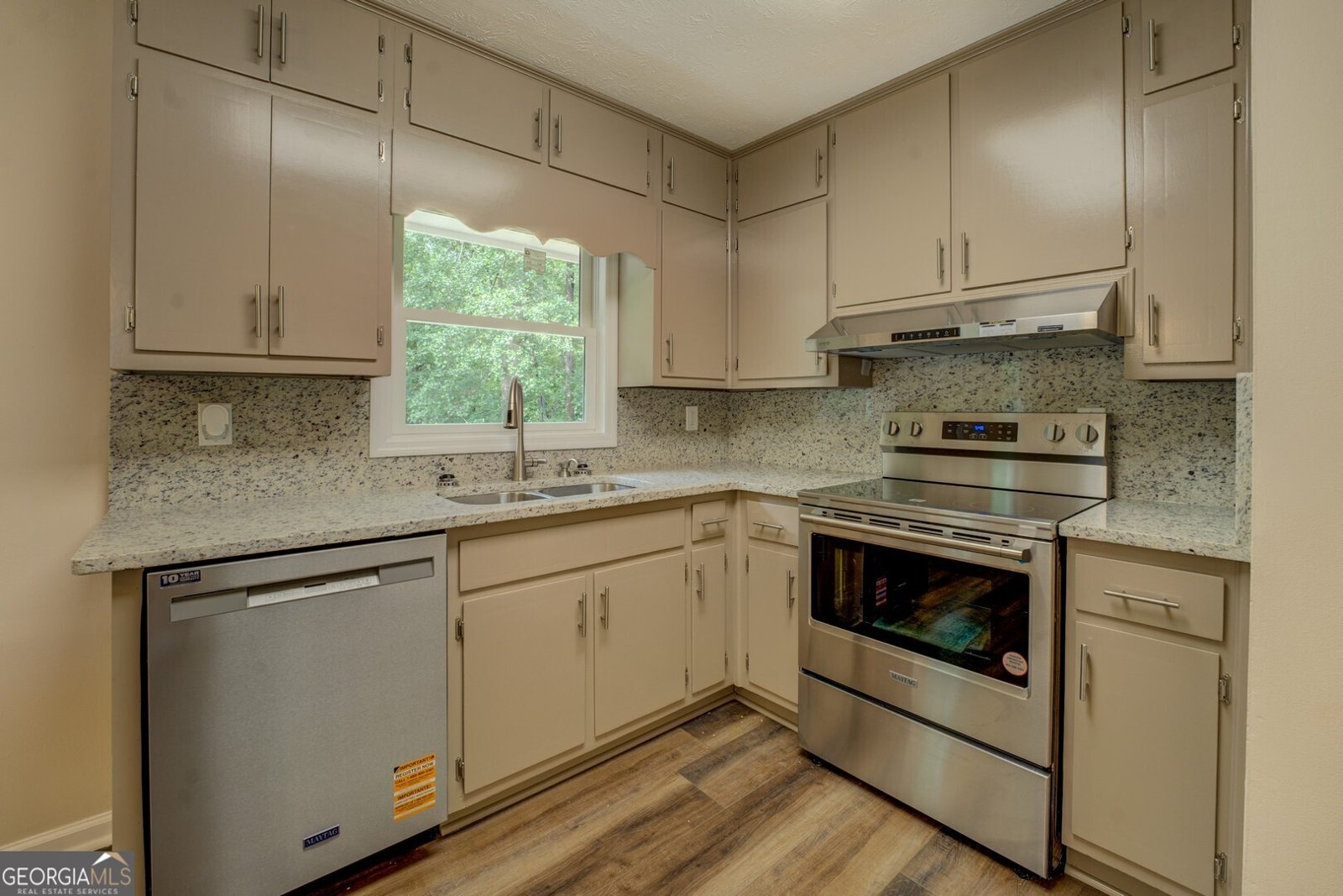 170 Hidden Pines Drive Covington - Photo 6