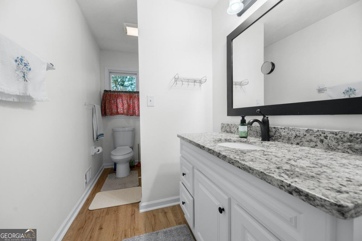 245 Amanda Court Stockbridge - Photo 12