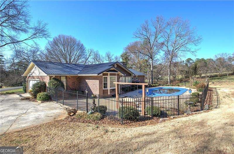 408 Mac Johnson Road Cartersville - Photo 7